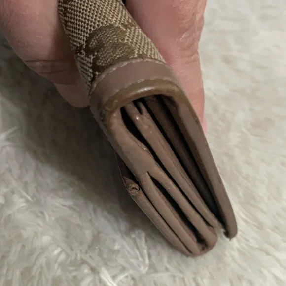 Gucci Wallet - Picture 12 of 13